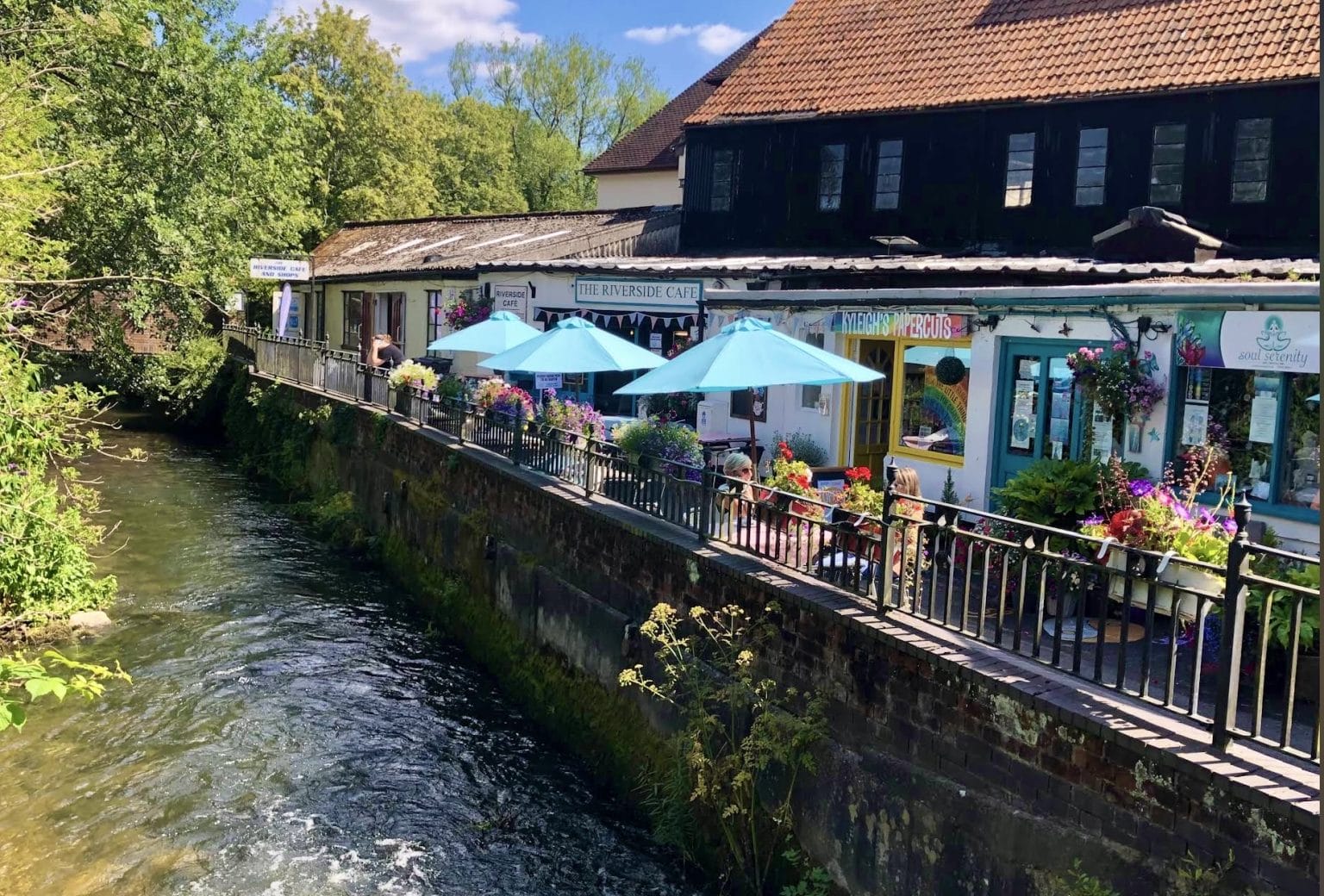 The Riverside Café Dorset: Cakes, Coffee & Riverside Views